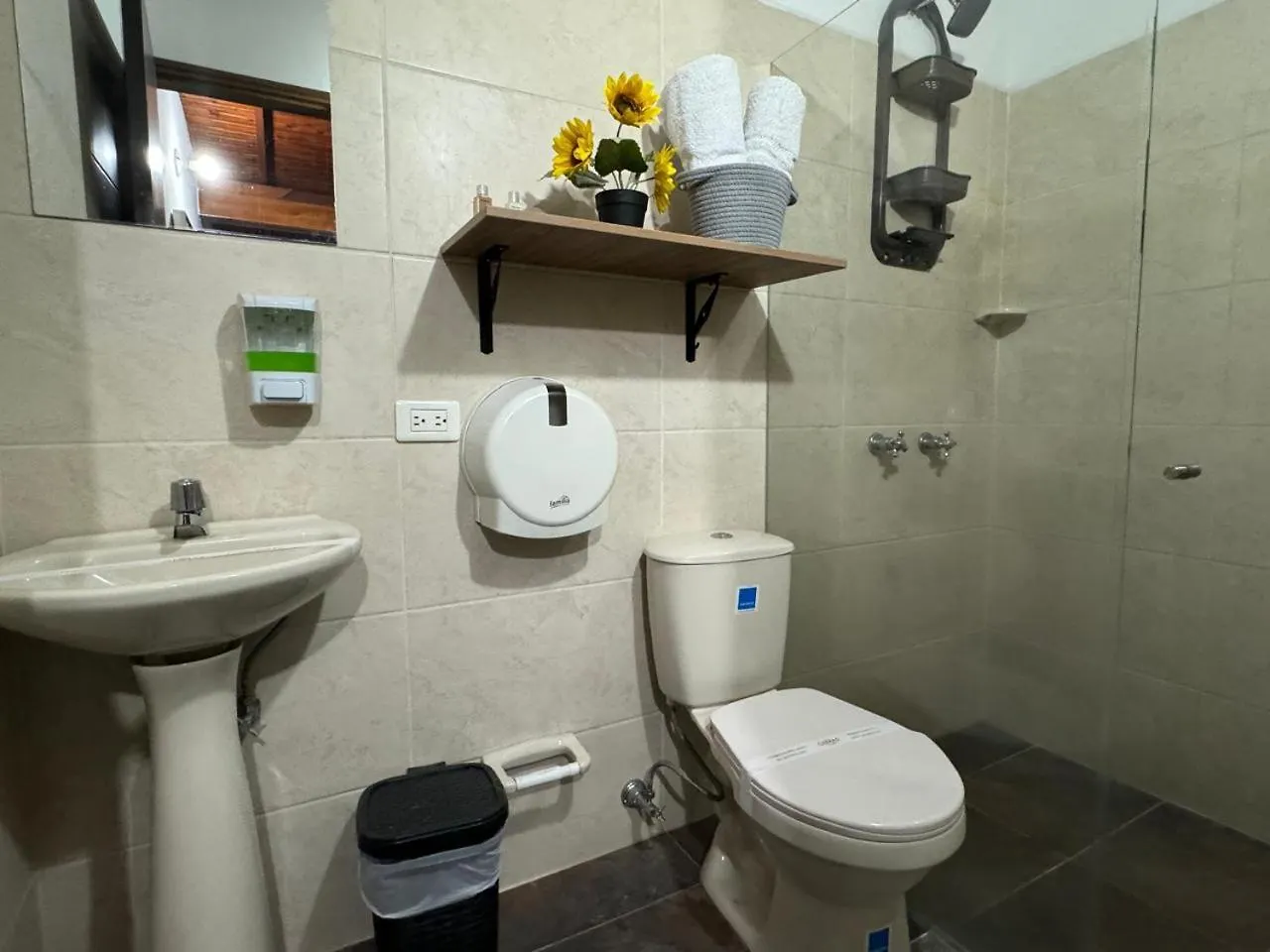 Gemas San Joaquin 1 Hotel Medellin Colombia