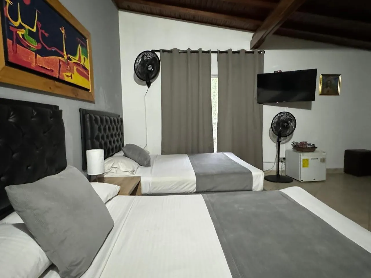 Gemas San Joaquin 1 Hotel Medellin Colombia