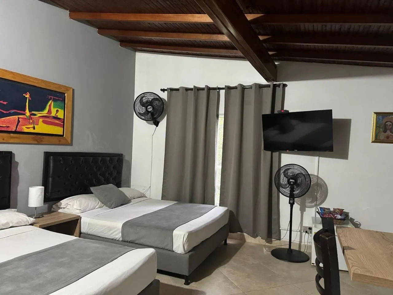 ***  Gemas San Joaquin 1 Hotel Medellin Colombia
