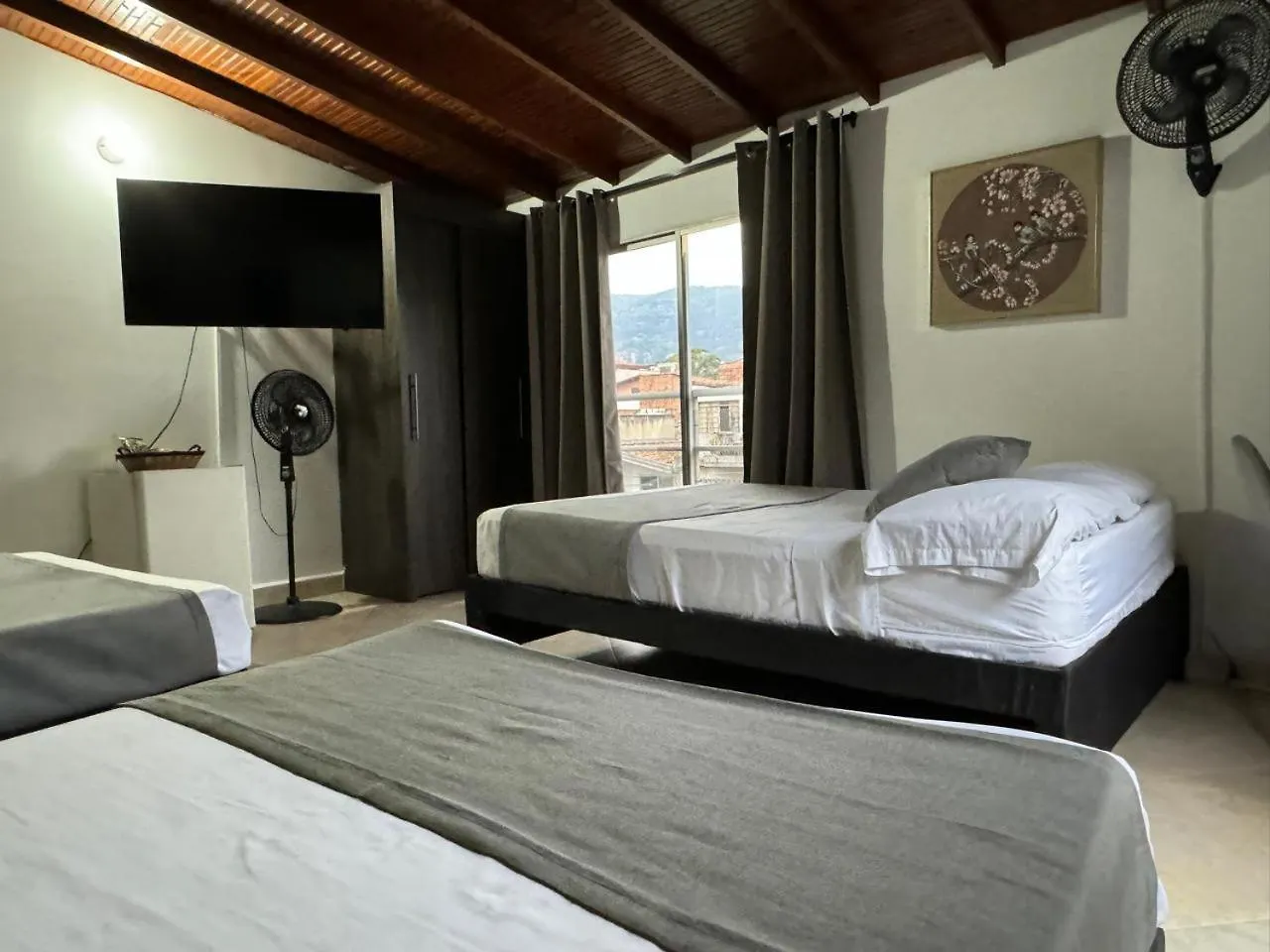 Gemas San Joaquin 1 Hotel Medellin