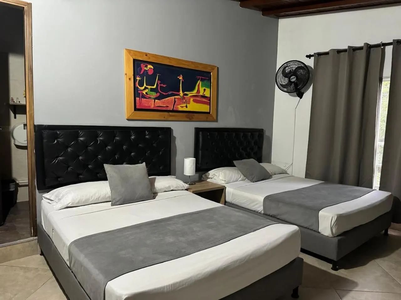 Gemas San Joaquin 1 Hotel Medellin