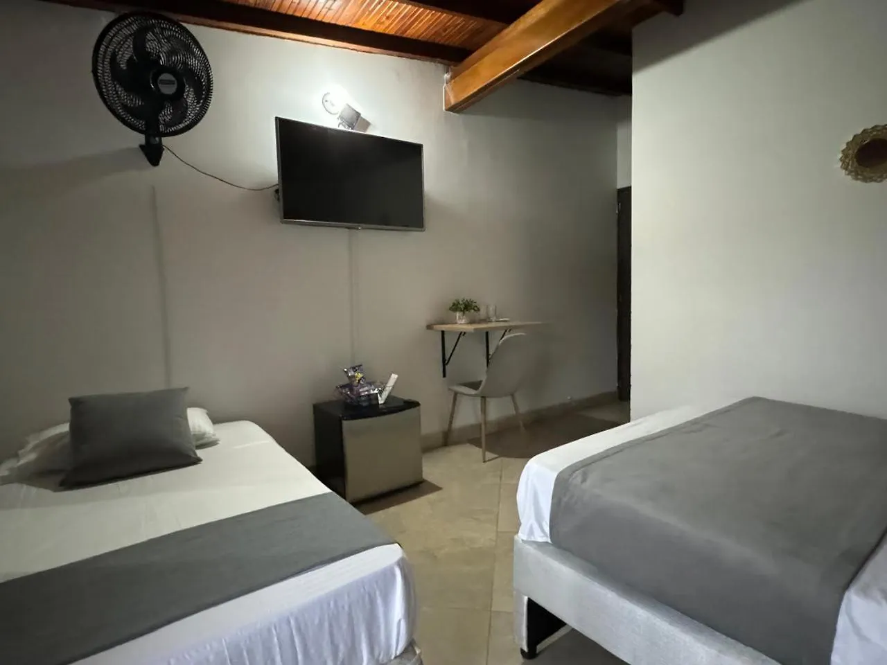 Gemas San Joaquin 1 Hotel Medellin 3*,